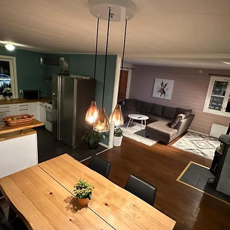 Cozy House In The Heart Of Tromsdalen. Central Tromso Exterior photo