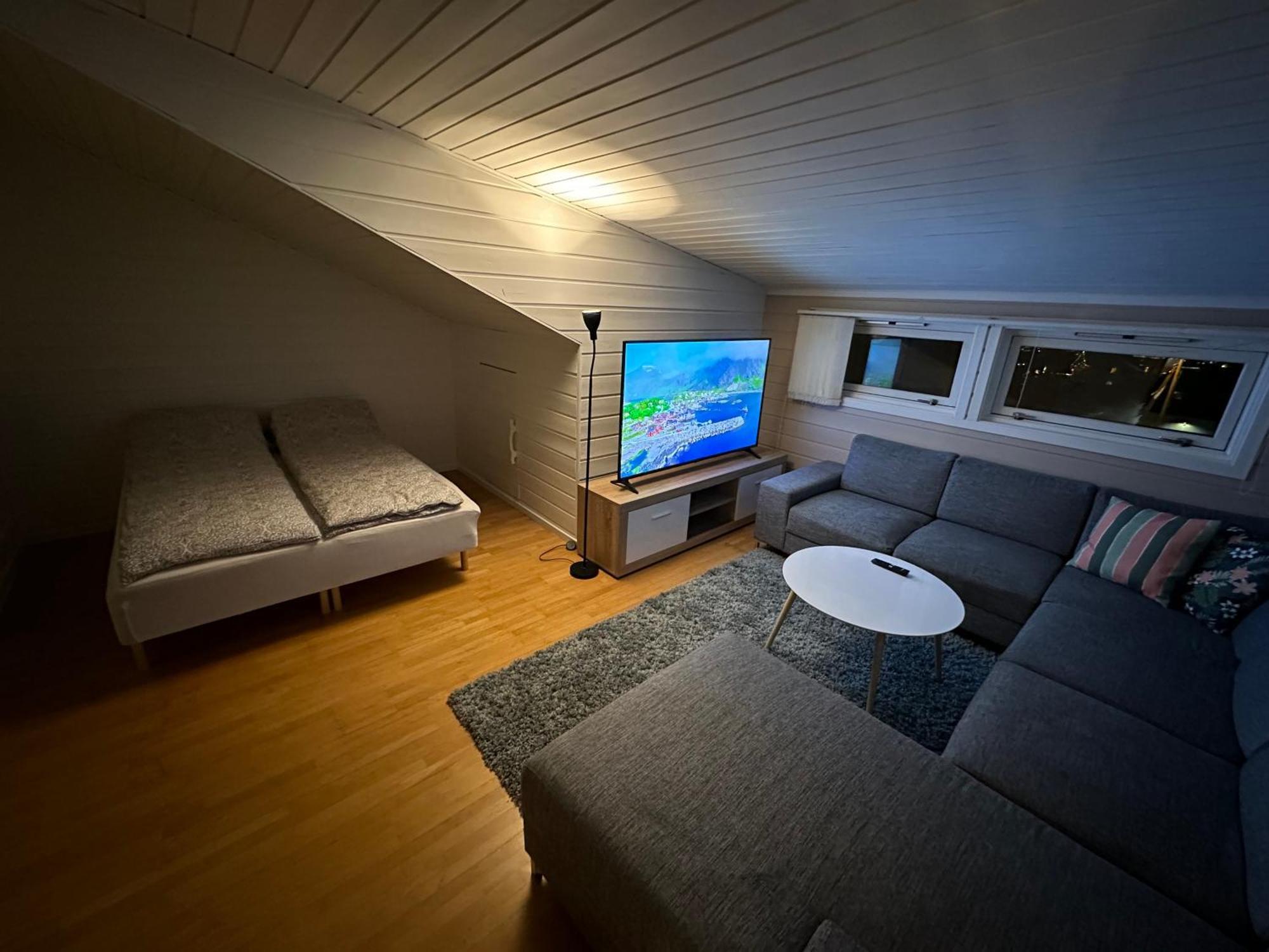 Cozy House In The Heart Of Tromsdalen. Central Tromso Exterior photo